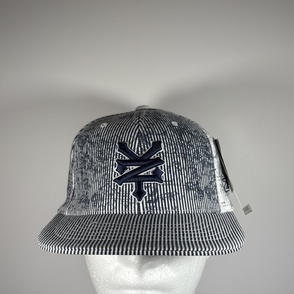 Zoo York Navy Blue &‎ White TightLine City FlexFit NYC Hat L/XL